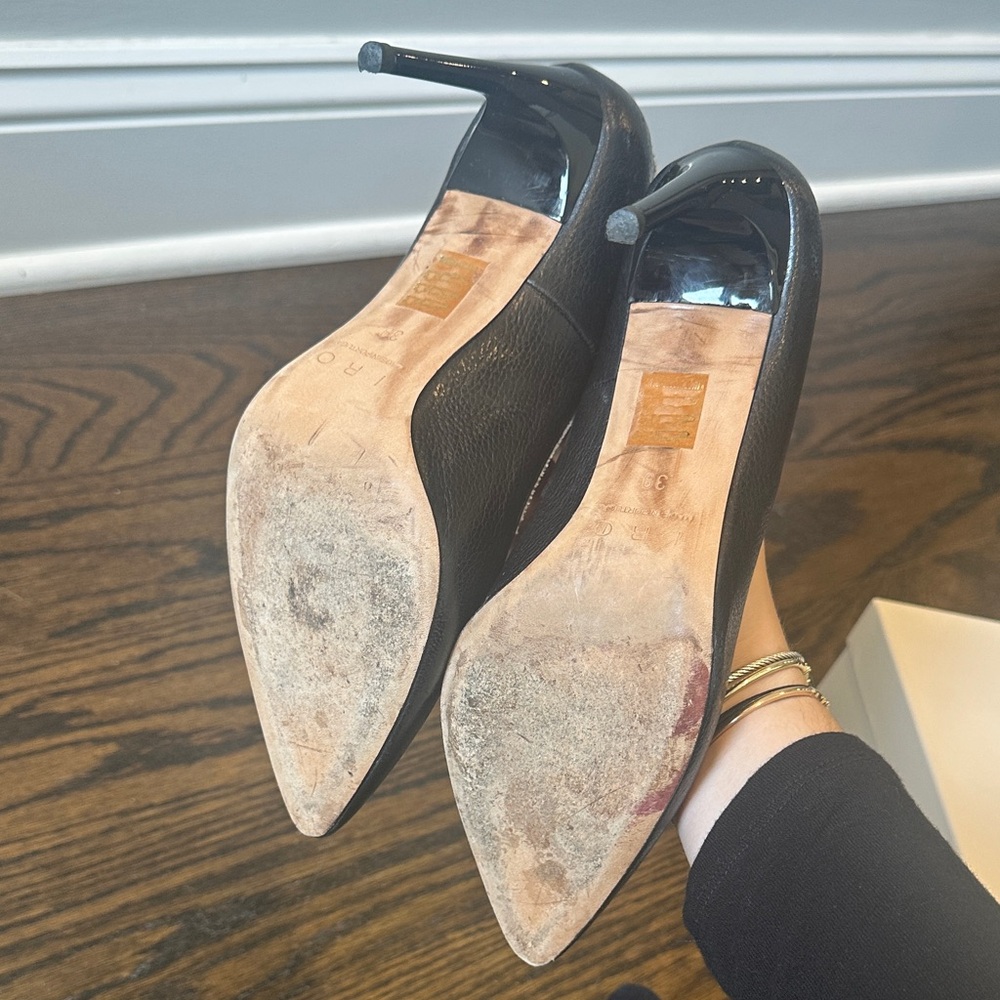 IRO Elegant Black Leather Women's Heels love the white fringe around it - Picture 11 of 12